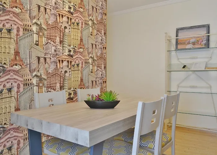 Sunshine Buen Pastor *